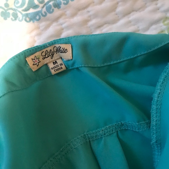 Mint Green High Low Top - Picture 3 of 4